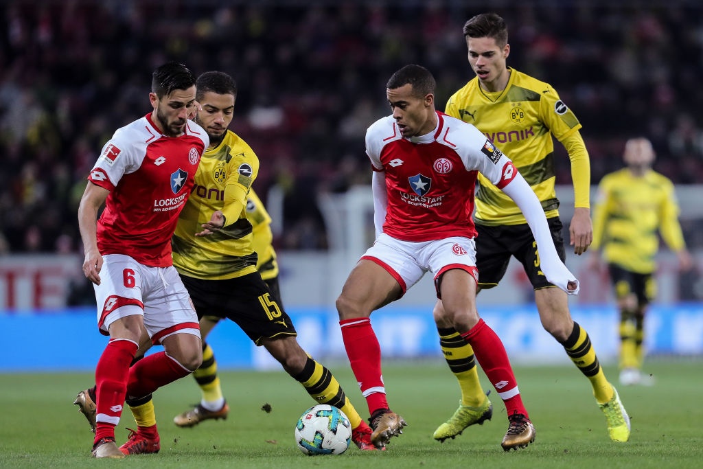 tran Mainz 0-2 Dortmund anh 3