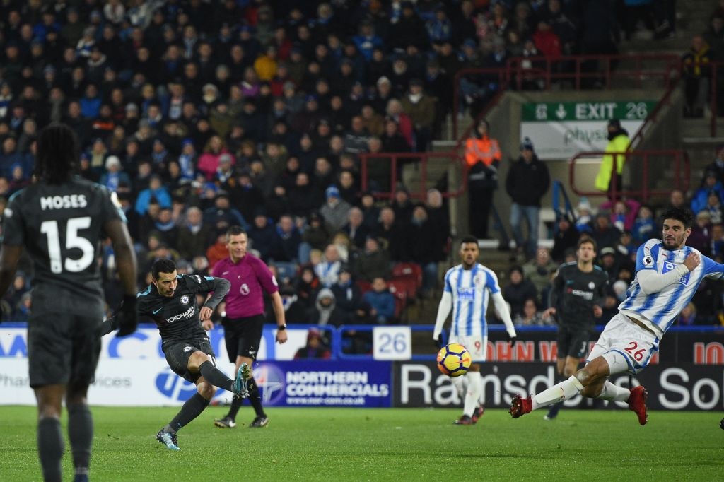 tran Huddersfield 1-3 Chelsea anh 5