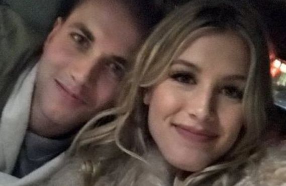 Hoa khoi quan vot hen ho voi nam sinh vien may man hinh anh