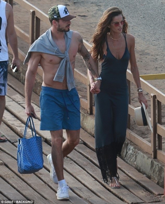 Neymar va ban gai anh 3