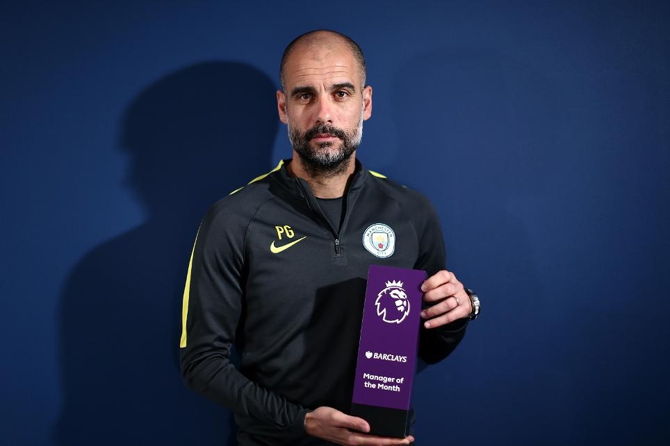 Pep Guardiola pha them ky luc Ngoai hang Anh hinh anh