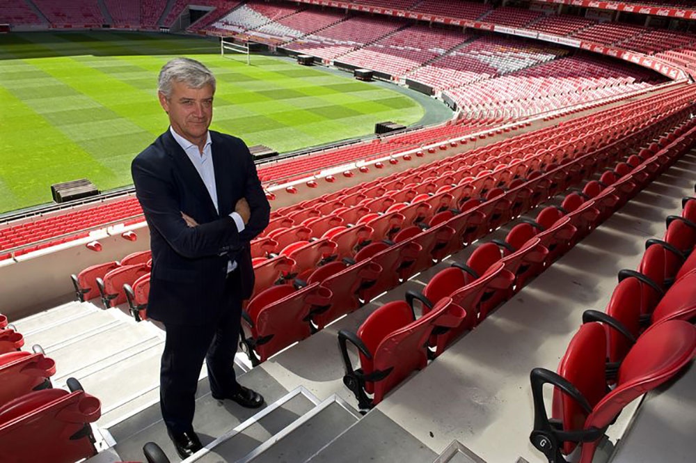 Dang sau cong xuong san xuat 'Ronaldo moi' o Bo Dao Nha hinh anh