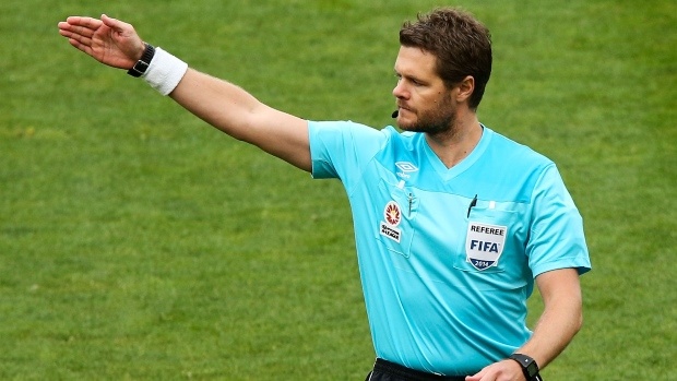 Trong tai Australia bat tran U23 VN - Iraq dinh nhieu tai tieng hinh anh