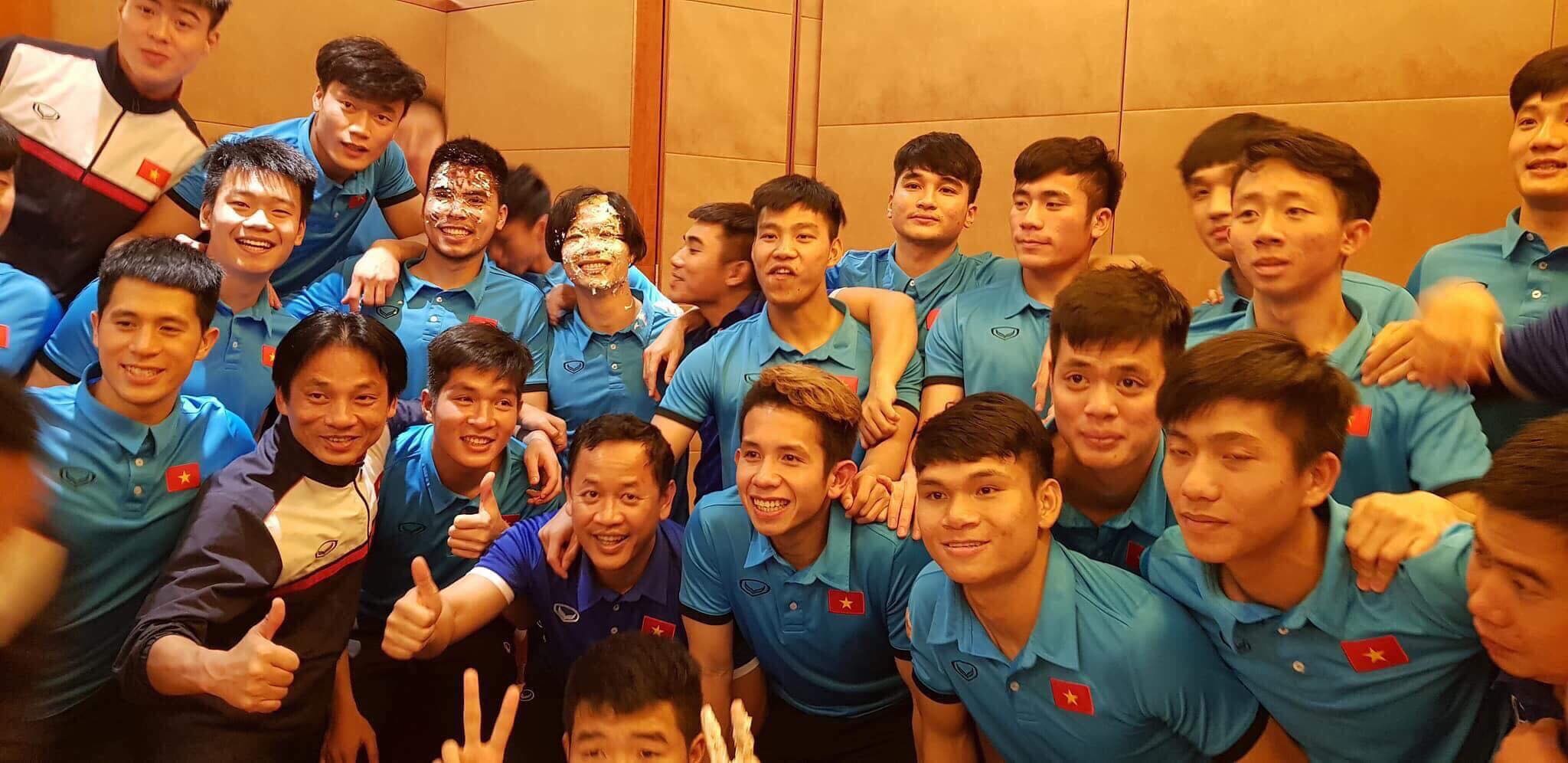 CDV Dong Nam A va Iraq than phuc U23 Viet Nam hinh anh