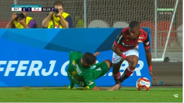 sao tre Real khien doi thu chan thuong anh 1