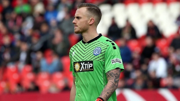 Thu mon de thung luoi vi mai uong nuoc hinh anh