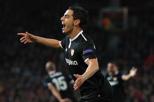 Sat thu loai MU duoc goi len tuyen Phap lan dau trong doi hinh anh