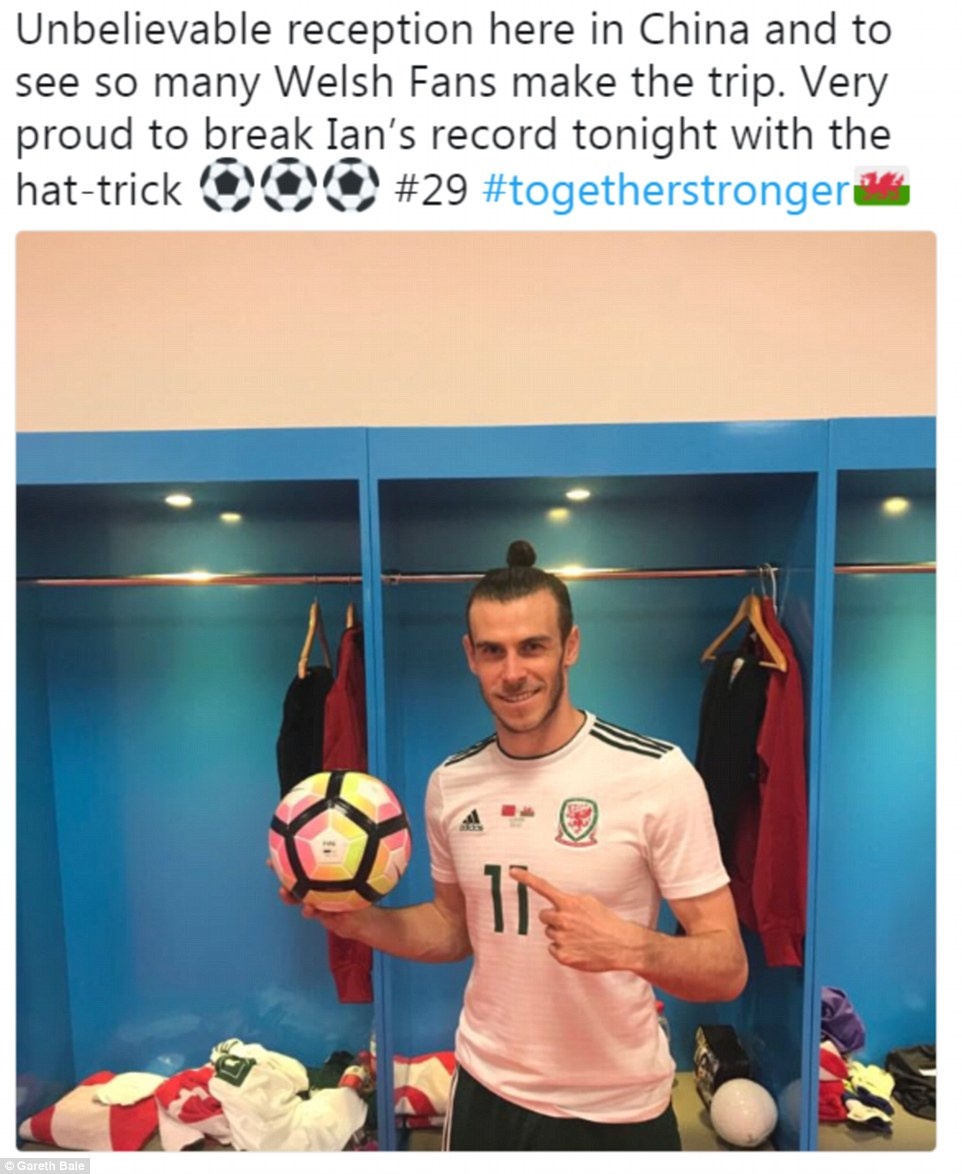 tran Trung Quoc 0-6 Wales anh 2