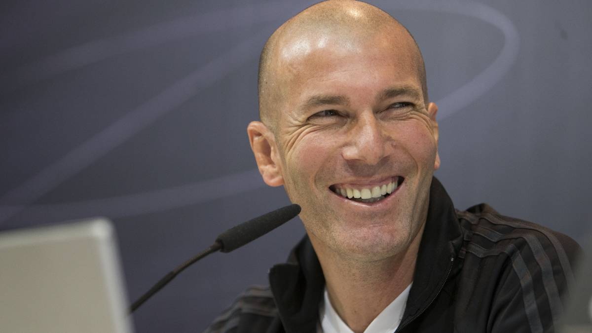 4 ky luc vi dai cua Zidane thach thuc moi cau thu va HLV hinh anh