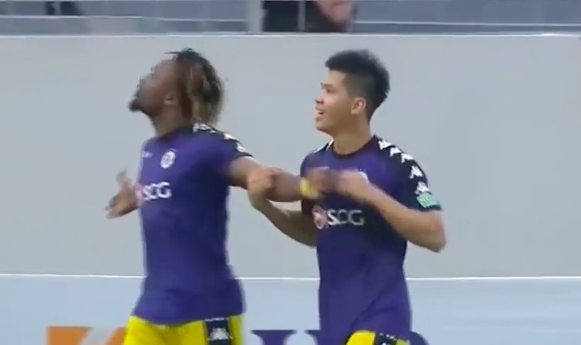 Highlights Ha Noi huy diet Da Nang, Oseni lap ky luc V.League hinh anh