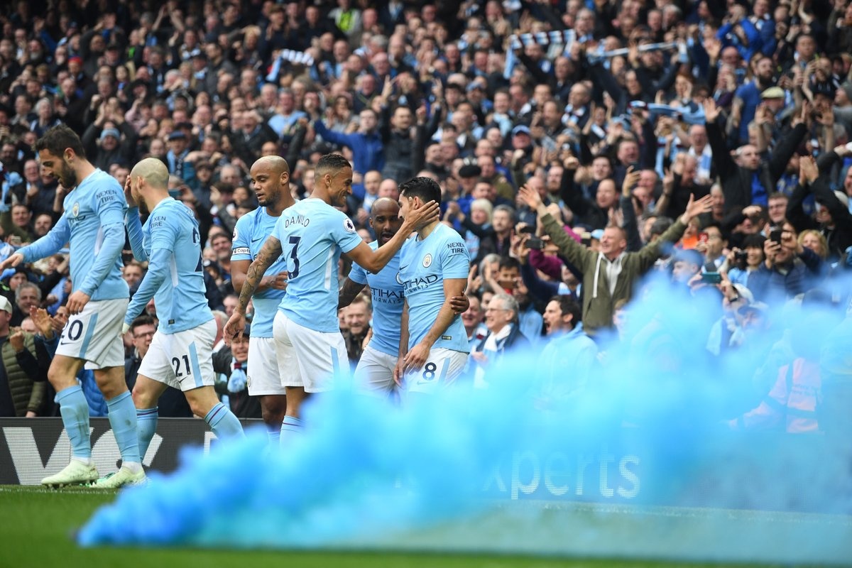 Man City vo dich Ngoai hang Anh anh 5