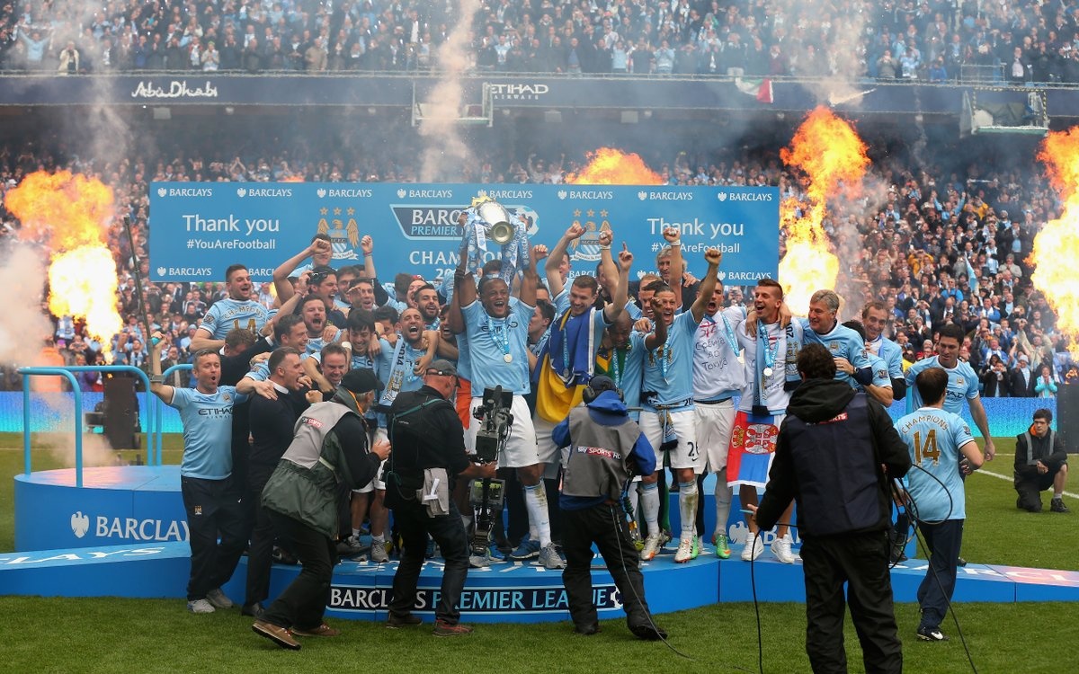 Man City vo dich Ngoai hang Anh anh 6