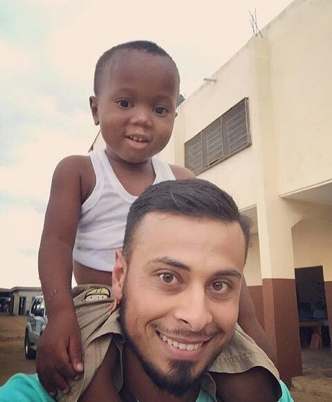 triệu phú trẻ tuổi dùng tài sản làm từ thiện ảnh 2 trieu phu tre tuoi dung tai san lam tu thien anh 2