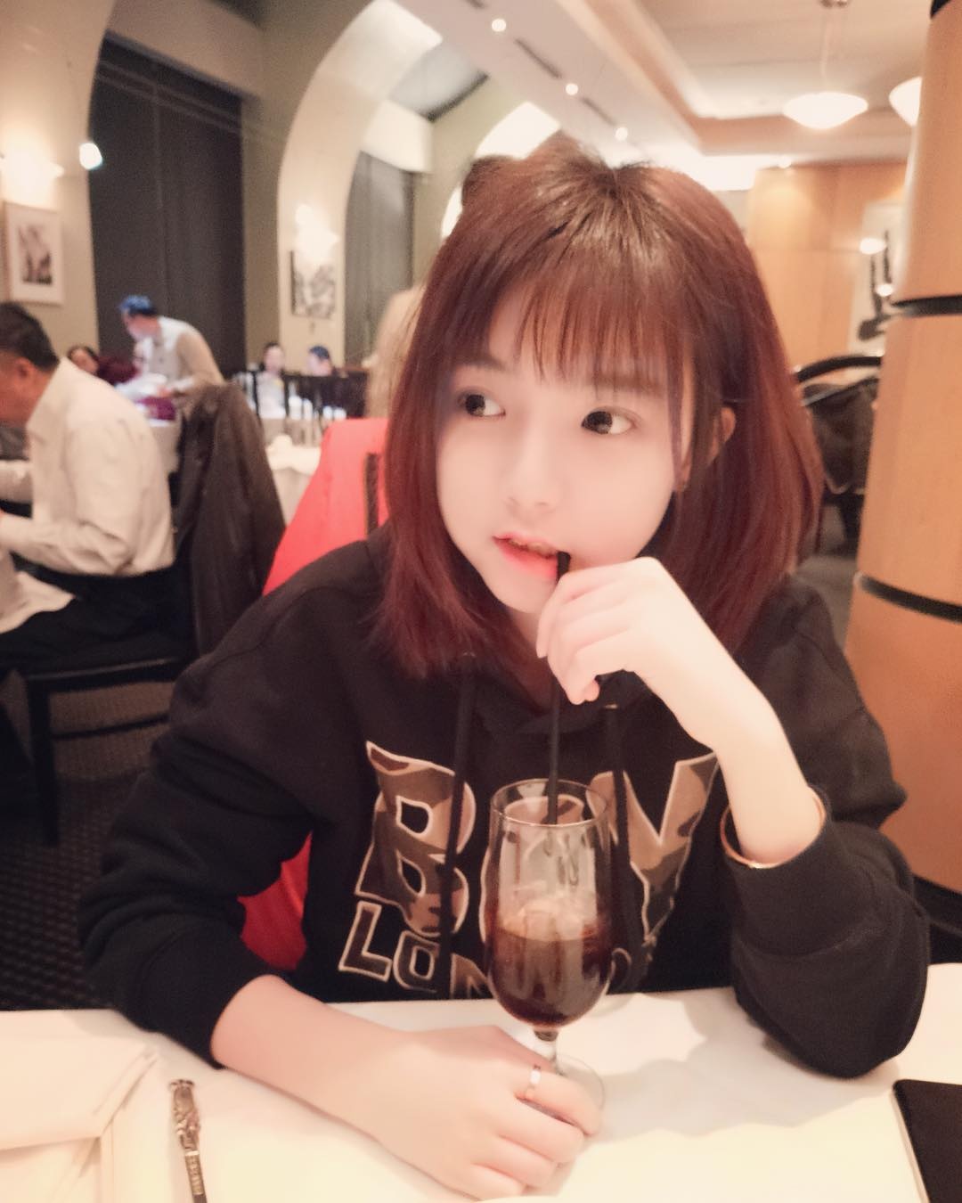 co ban xinh dep khien cac chang trai me met anh 3