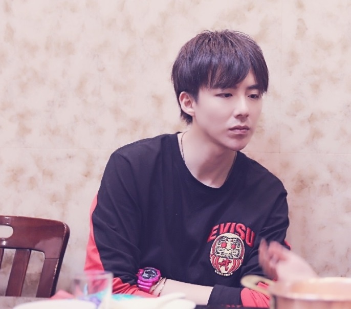 chang trai noi tieng vi hat hay anh 4