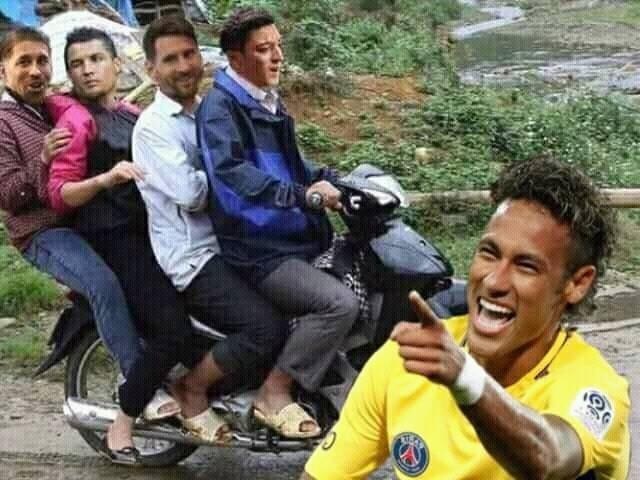 Clip che Neymar tam biet Messi, Ronaldo de vao tu ket World Cup hinh anh