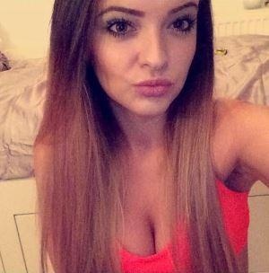 nữ CĐV bị chỉ trích vì quá khích ảnh 7 nu CDV bi chi trich vi qua khich anh 7