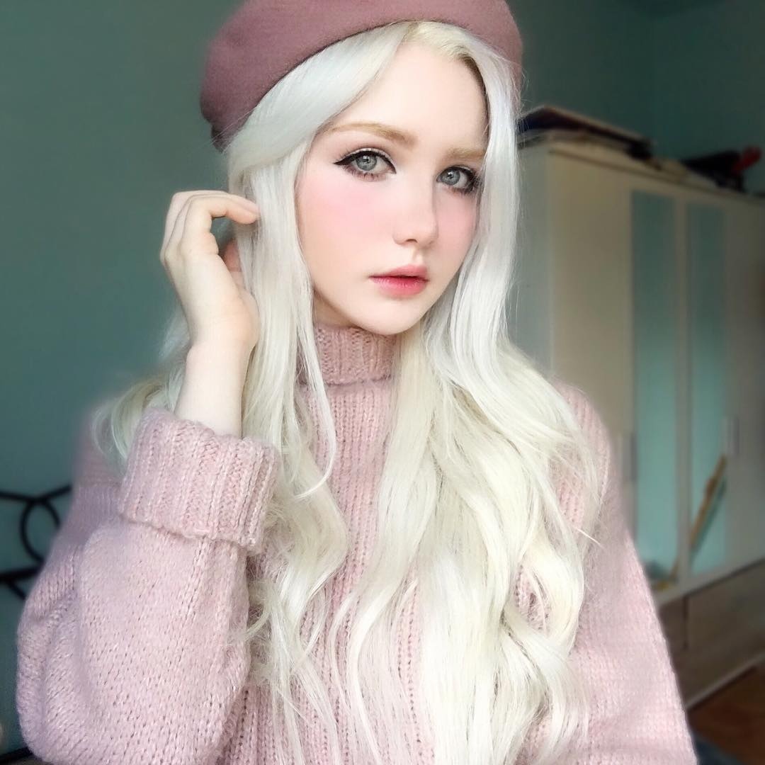 co gai xinh dep nhu buoc ra tu game anh 8