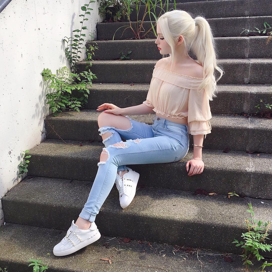 co gai xinh dep nhu buoc ra tu game anh 6