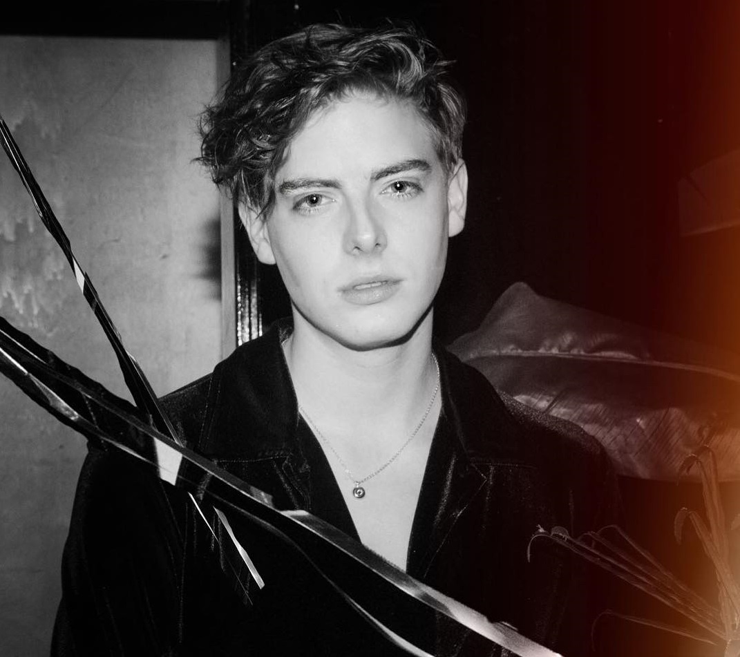 mẫu Tây điển trai đốn tim hội chị em ảnh 4 mau Tay dien trai don tim hoi chi em anh 4