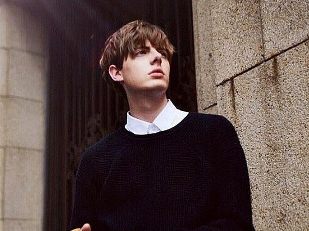 Than thai thu hut cua chang mau Tay noi tieng trong gioi tre Viet hinh anh