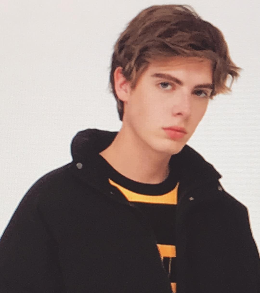 mẫu Tây điển trai đốn tim hội chị em ảnh 7 mau Tay dien trai don tim hoi chi em anh 7