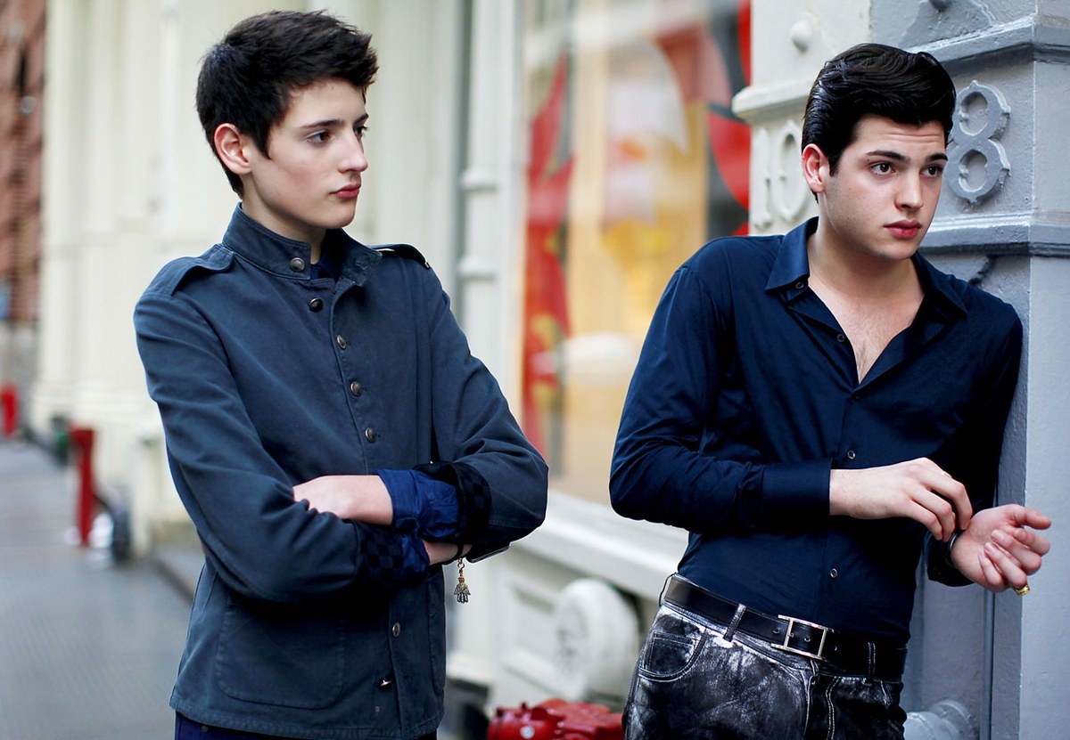 cap anh em ty phu anh 1