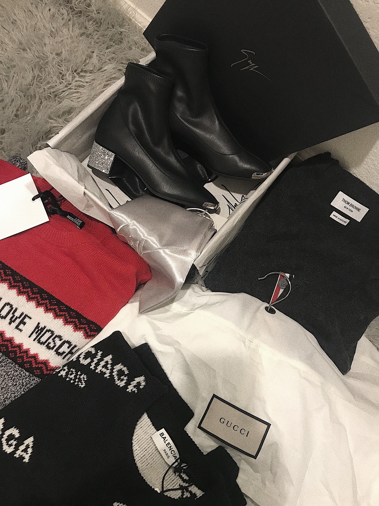 nu dao dien 9X xinh dep giau co anh 19