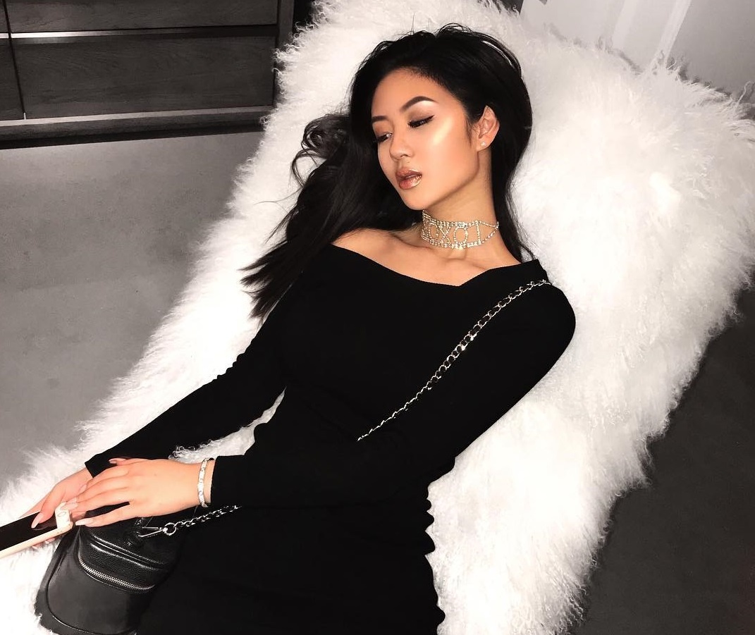 tieu thu hoi con nha giau Chau A anh 4