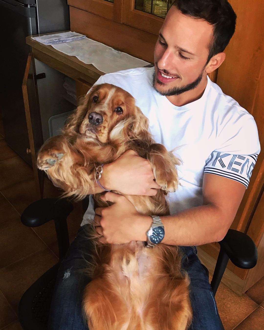 bac si phau thuat tham my dep trai anh 15