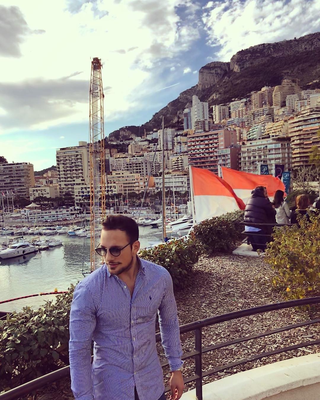 bac si phau thuat tham my dep trai anh 16