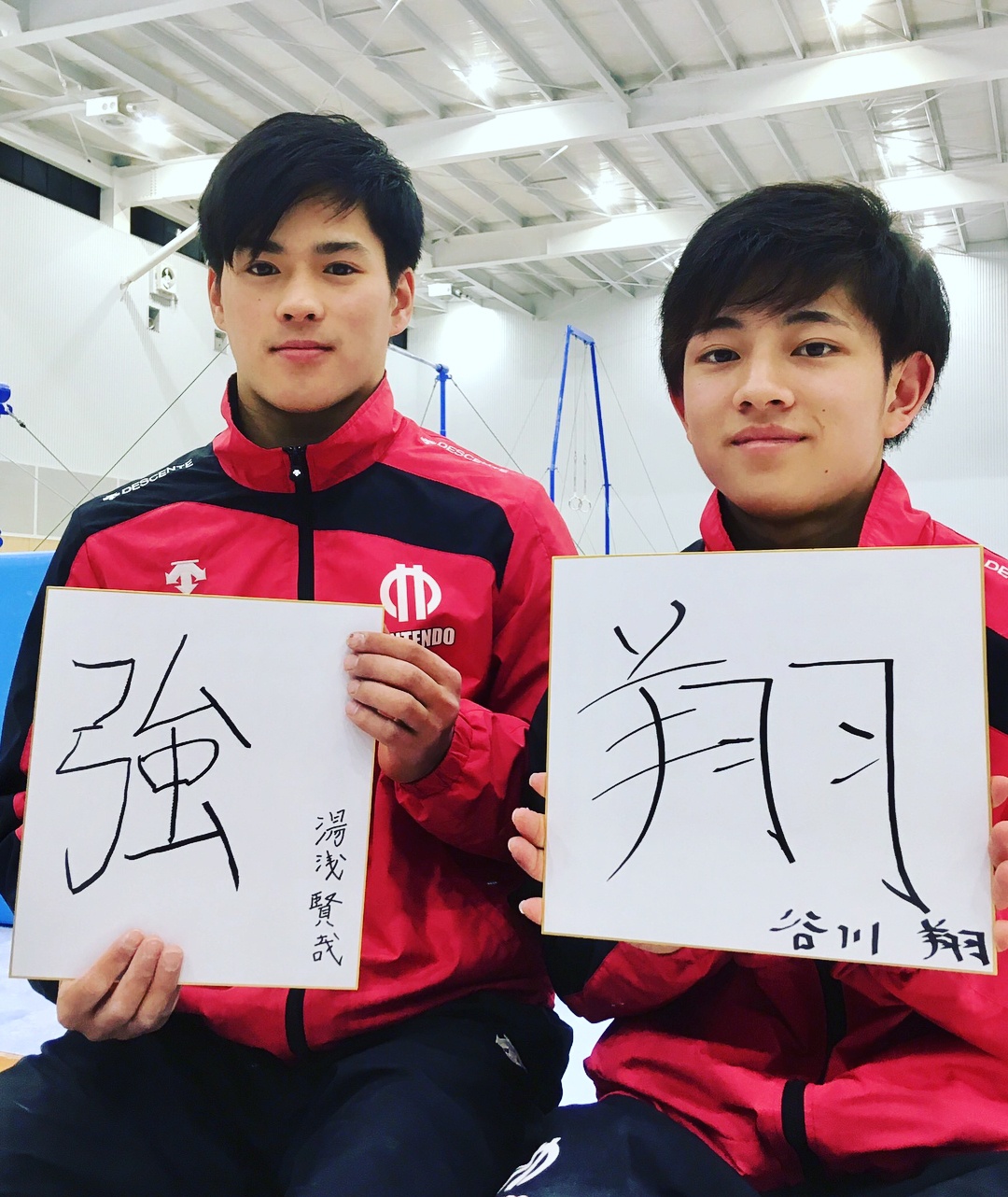 chang trai noi tieng nho hinh anh khoe 6 mui anh 7