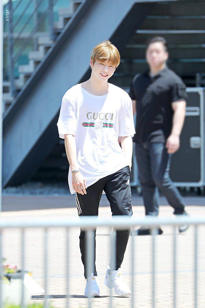 thời trang hè của Kang Daniel ảnh 3 thoi trang he cua Kang Daniel anh 3