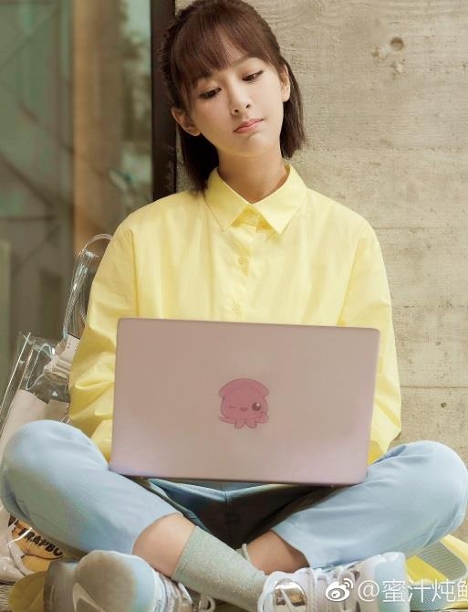 thời trang nữ chính phim cá mực hầm mật ảnh 10 thoi trang nu chinh phim ca muc ham mat anh 10