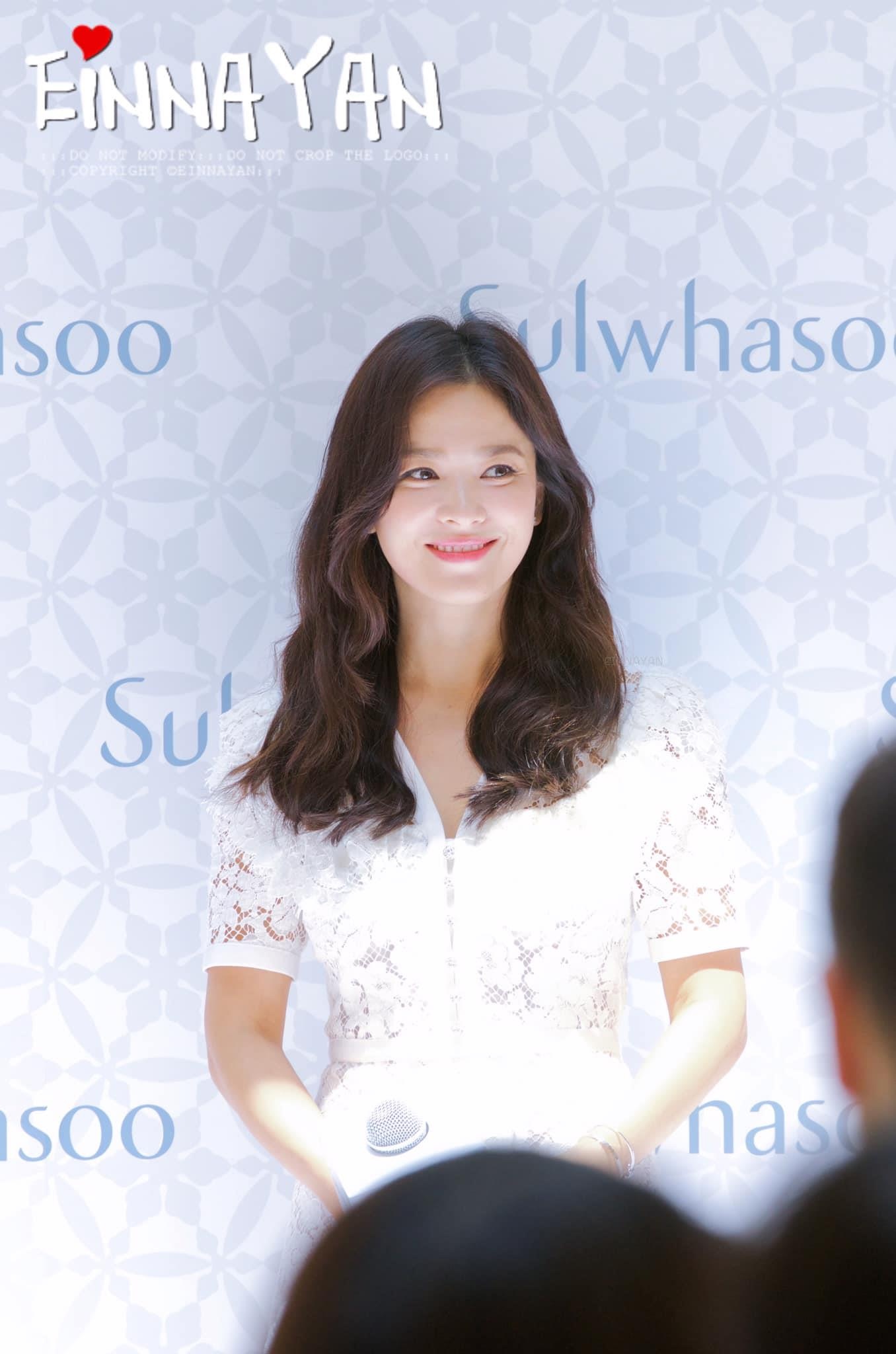 Phong cach Song Hye Kyo hau ly hon anh 4