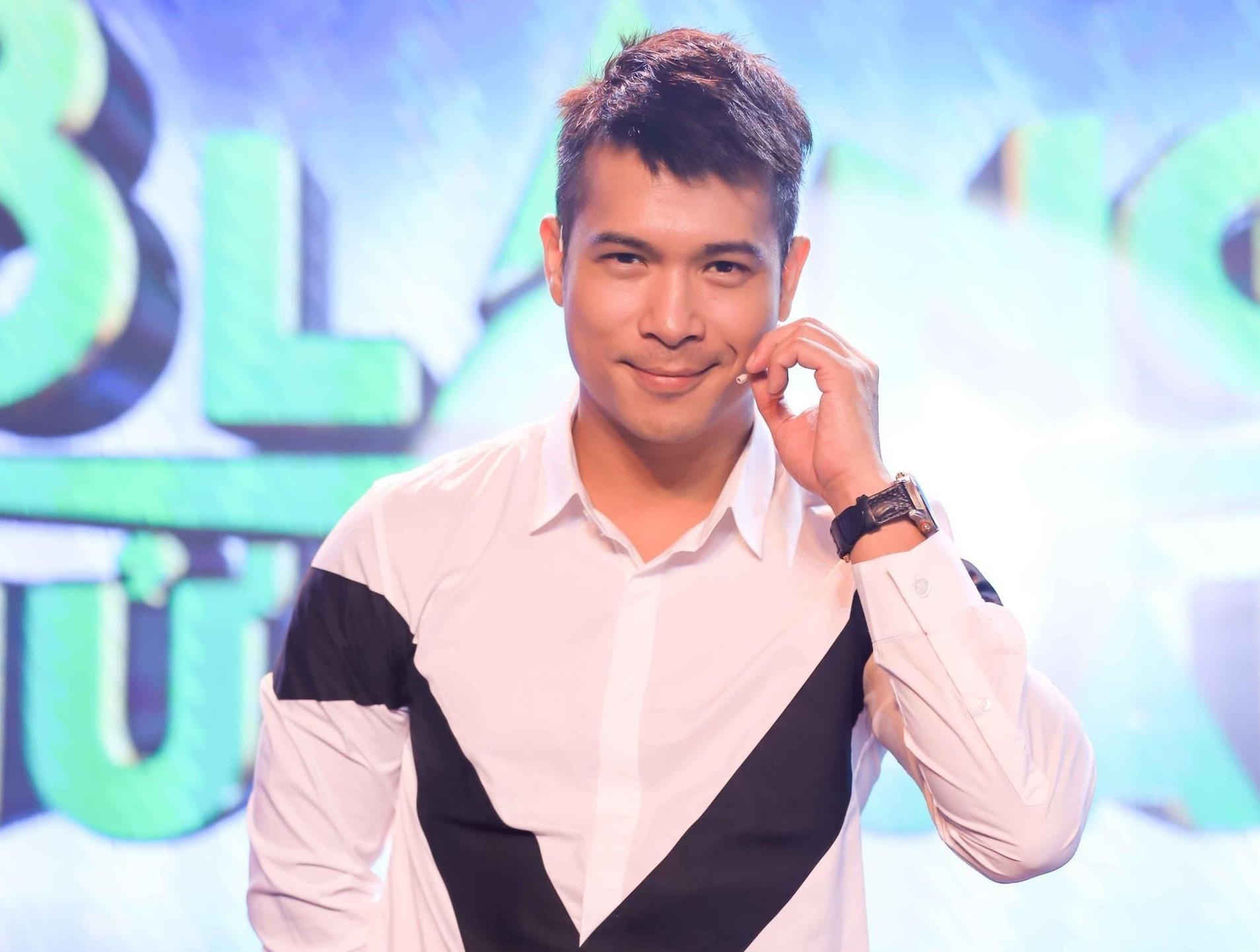 Nhan hang bi Truong The Vinh doi 25 trieu dong: 'Chung toi khong sai' hinh anh