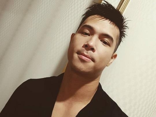 Truong The Vinh doi thuong gian di, thich mac kieu ao nhu the nay hinh anh