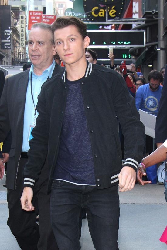 phong cach thoi trang cua Tom Holland anh 10