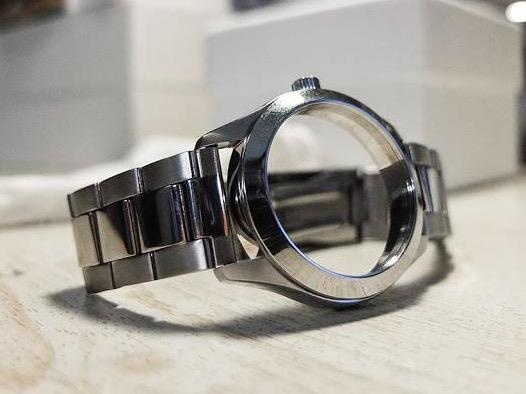 Clip gioi thieu bo suu tap di dung chat Martin Margiela hinh anh