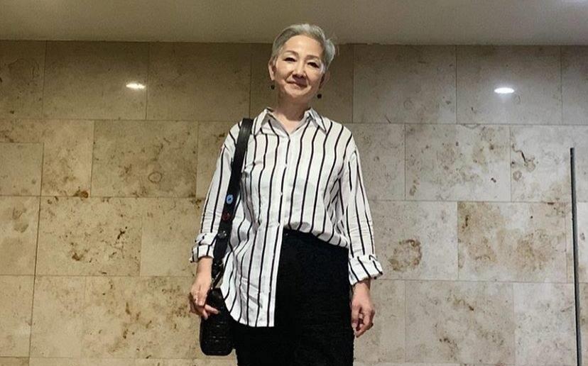 Nhin gu thoi trang 'cuc chat', ai nghi cu ba nay da 70 tuoi hinh anh