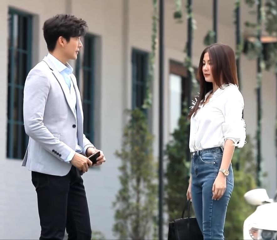 Thoi trang nu chinh phim Chiec la cuon bay anh 9