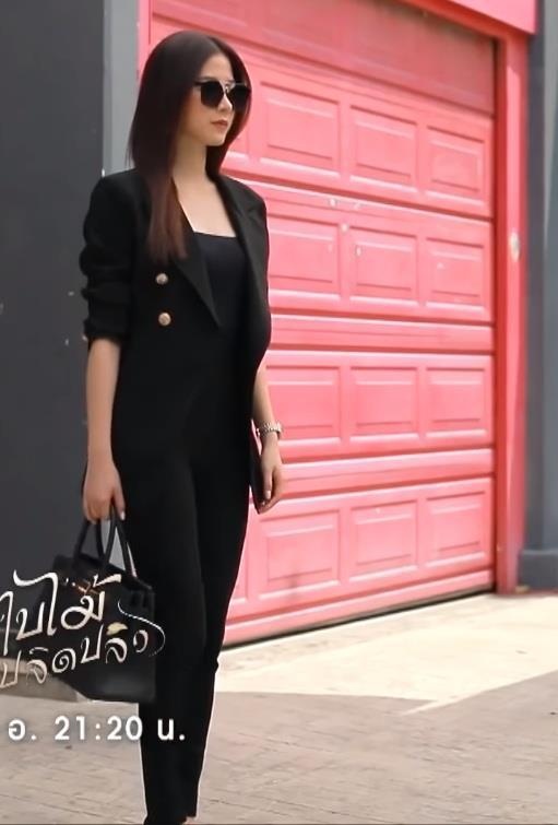 Thoi trang nu chinh phim Chiec la cuon bay anh 7