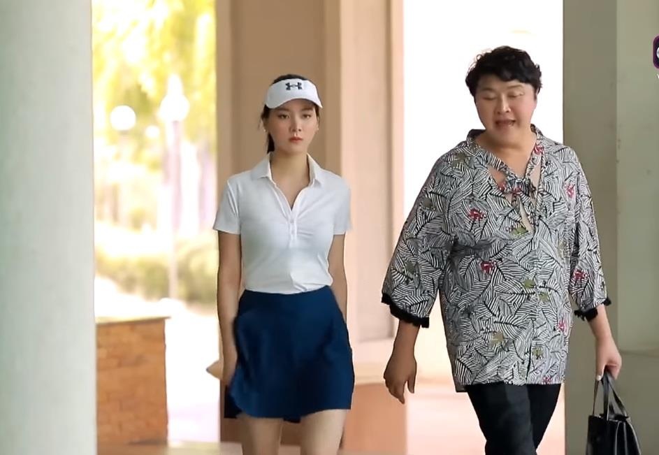 Thoi trang nu chinh phim Chiec la cuon bay anh 12