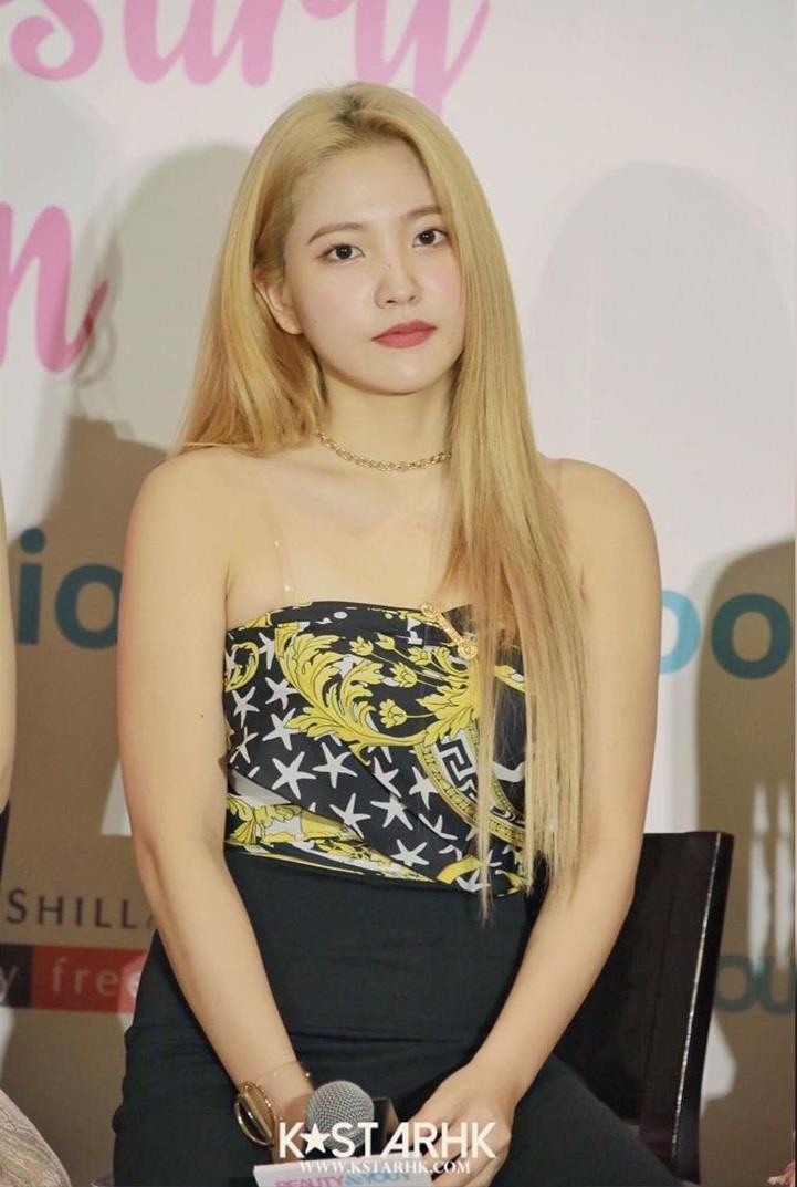 Thanh vien Red Velvet doi mau toc anh 14