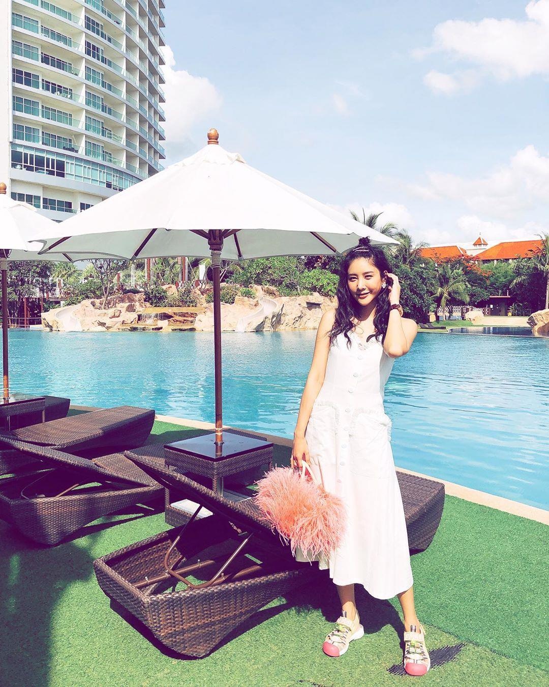 Thoi trang dien vien nu chiec la cuon bay anh 9