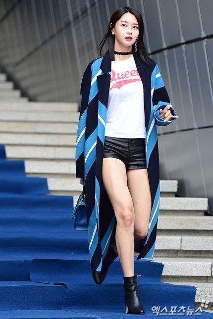 Lee Jong Suk hen ho anh 9