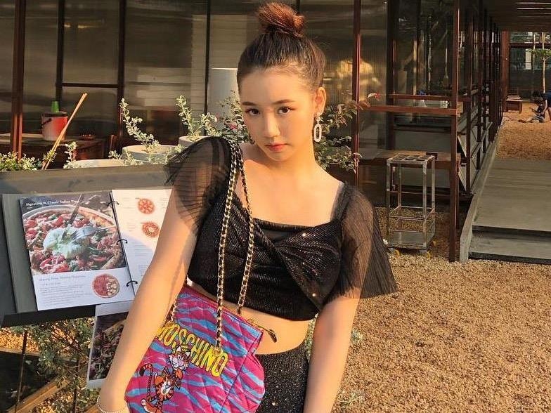 Ca si 10X AMEE hay dien tui hang hieu, thich ao tre nai khoe vai dep hinh anh