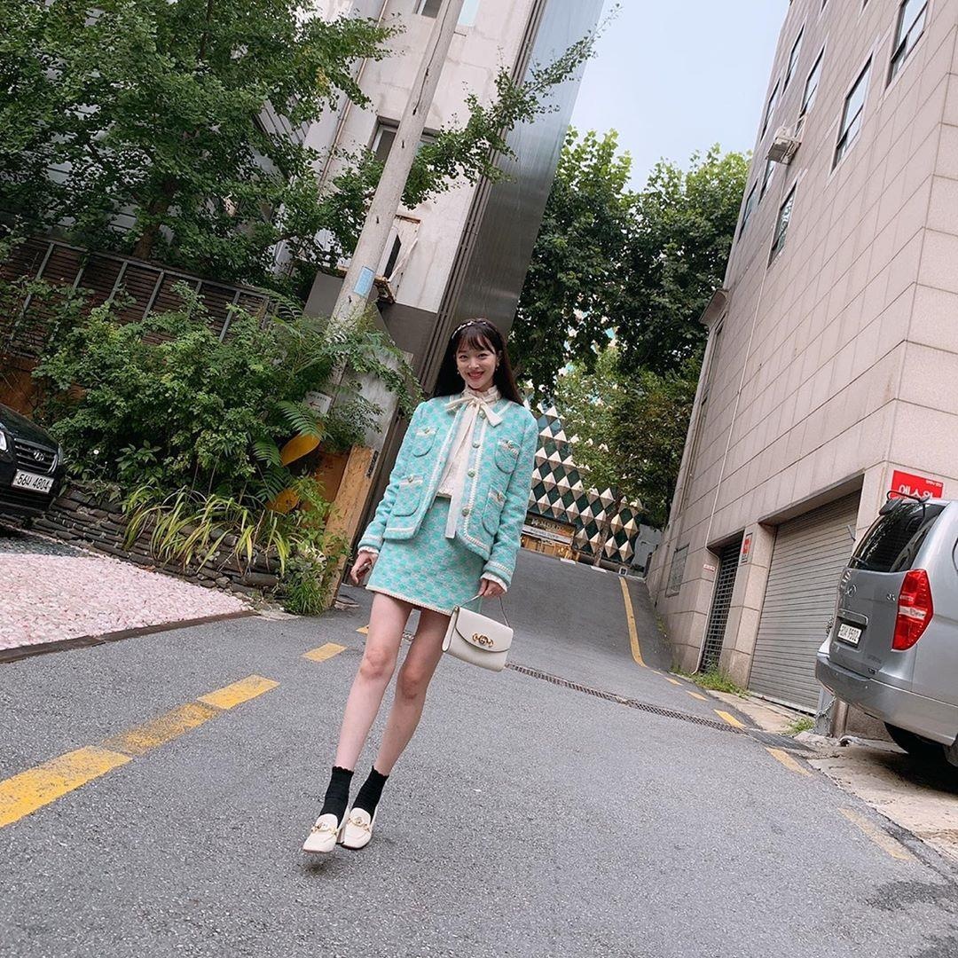 Sulli IU diện hàng hiệu ảnh 4 Sulli IU dien hang hieu anh 4
