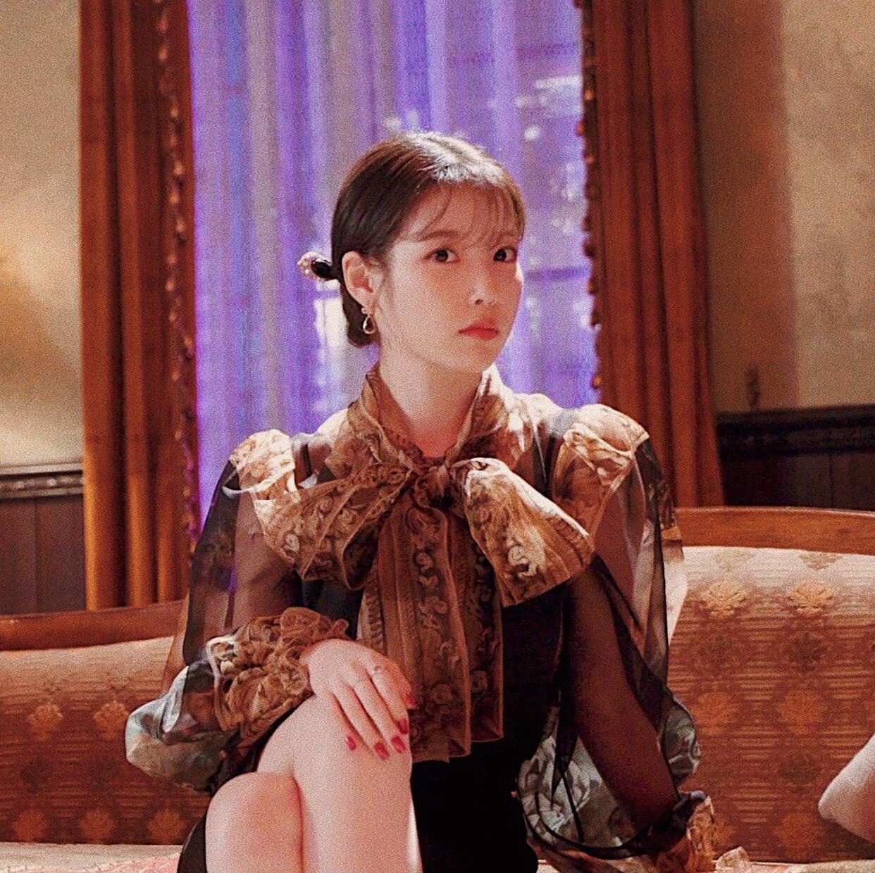 Sulli IU diện hàng hiệu ảnh 9 Sulli IU dien hang hieu anh 9