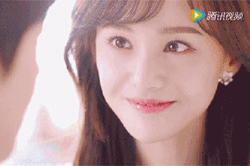 Trinh Sang xuat hien gian di cung ban trai, than thien ky tang fan hinh anh